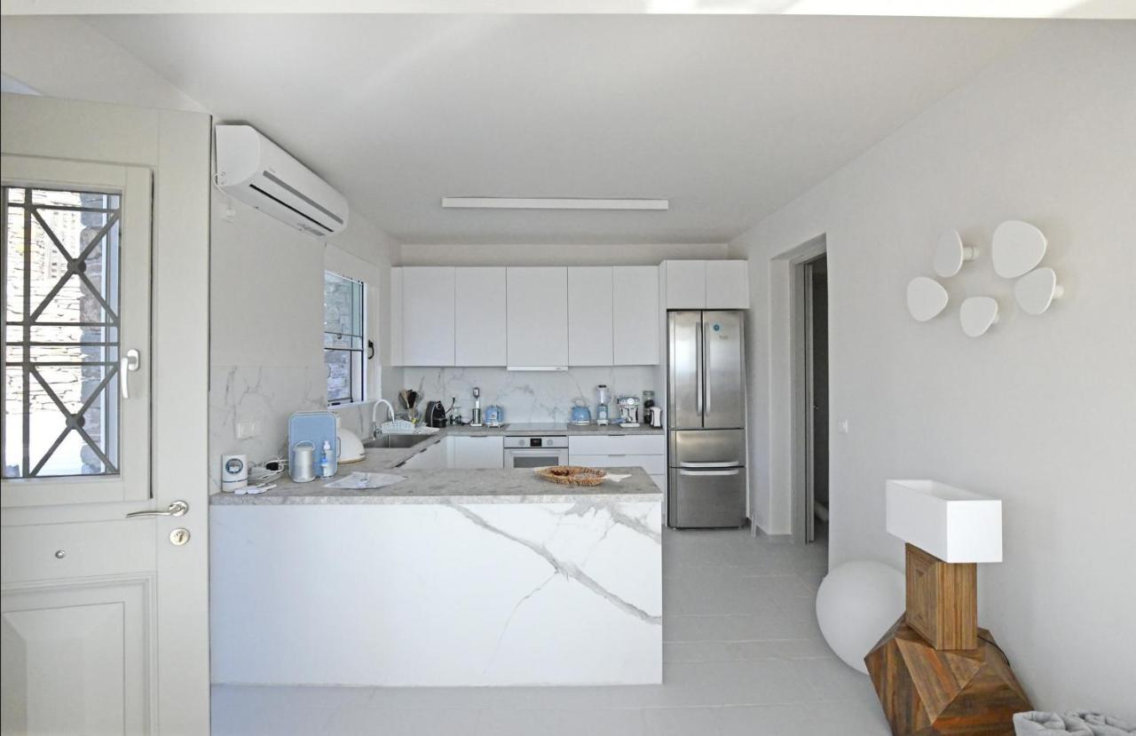 Luxurious Villa Lune With A Swimming Pool And A Fantastic Sea And Sunset View Ioulis 외부 사진