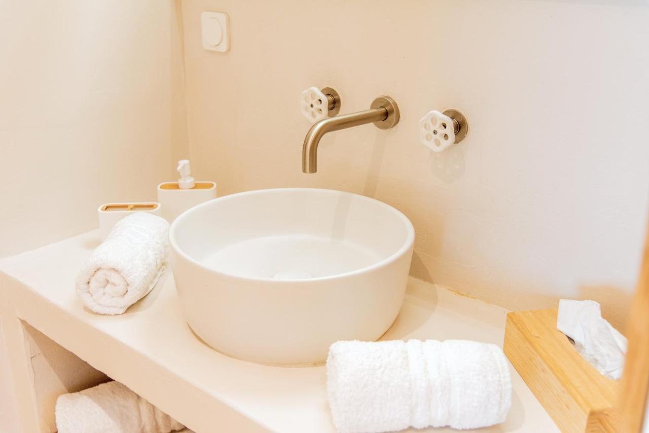 Luxurious Villa Lune With A Swimming Pool And A Fantastic Sea And Sunset View Ioulis 외부 사진